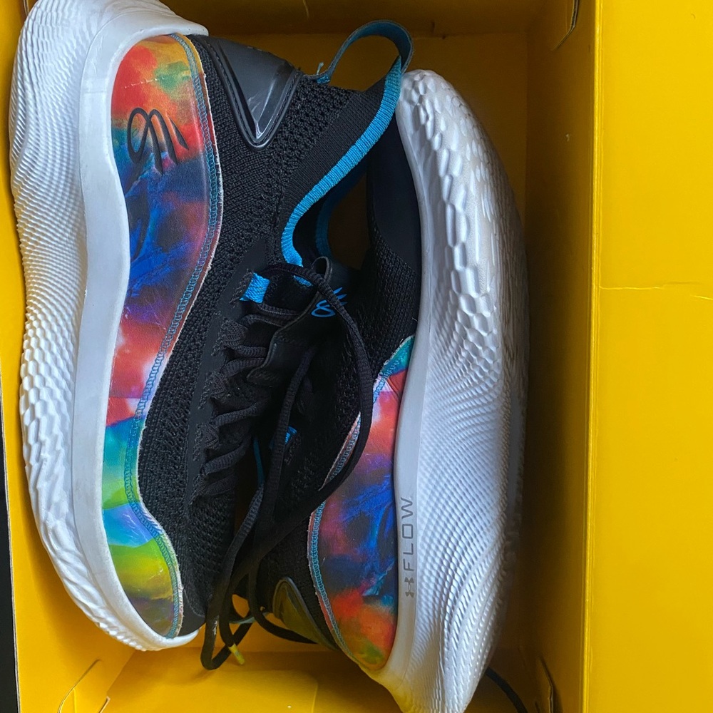 Curry 8s